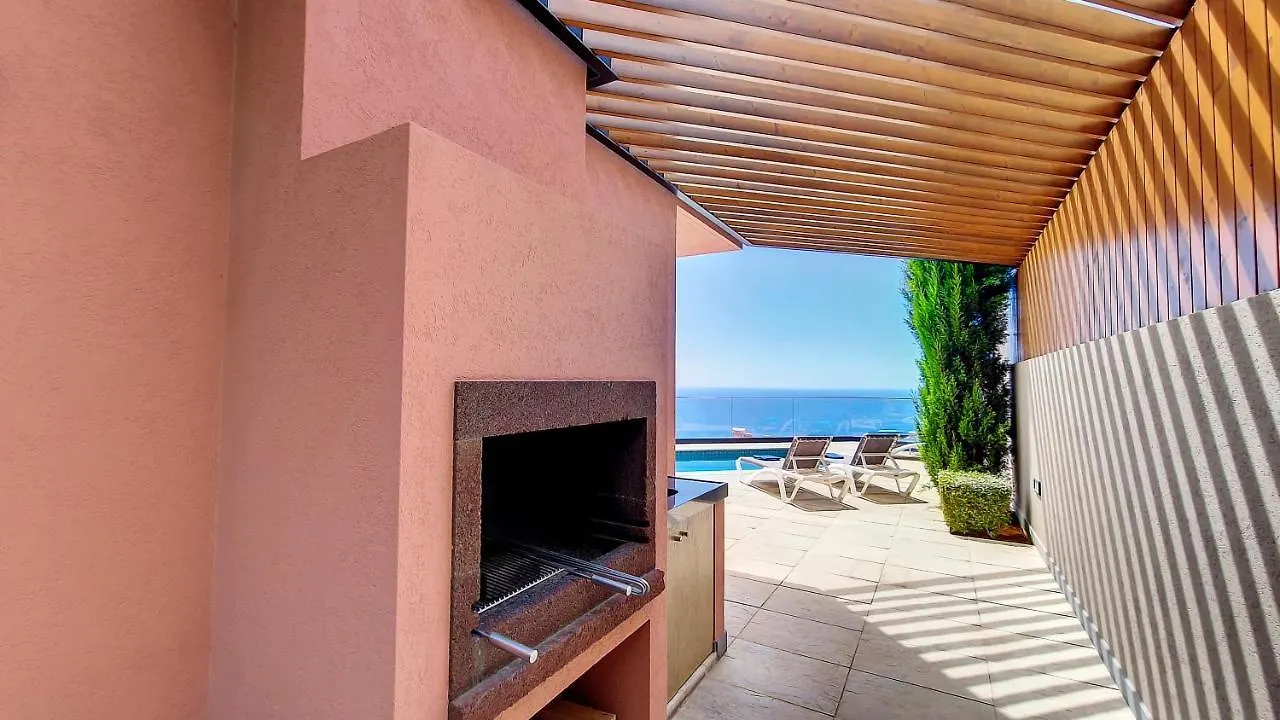 Villa Elisio Do Mar By Lovelystay Prazeres Portugal